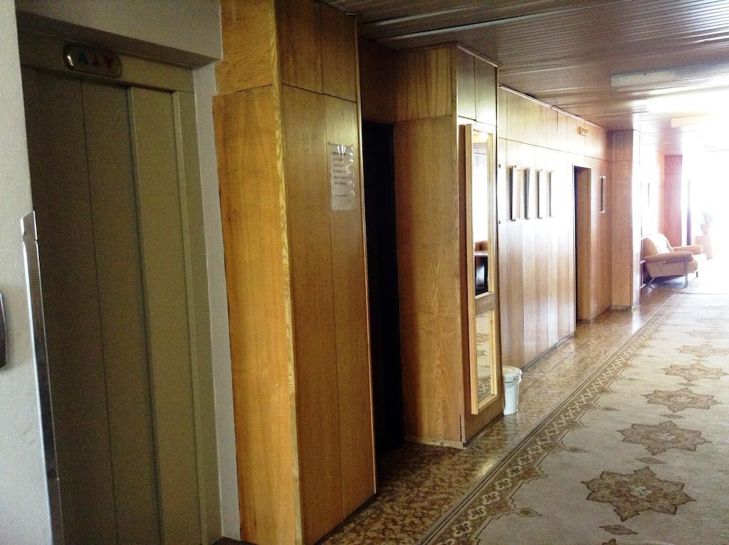 زيلينا Hotel Dom Techniky المظهر الخارجي الصورة